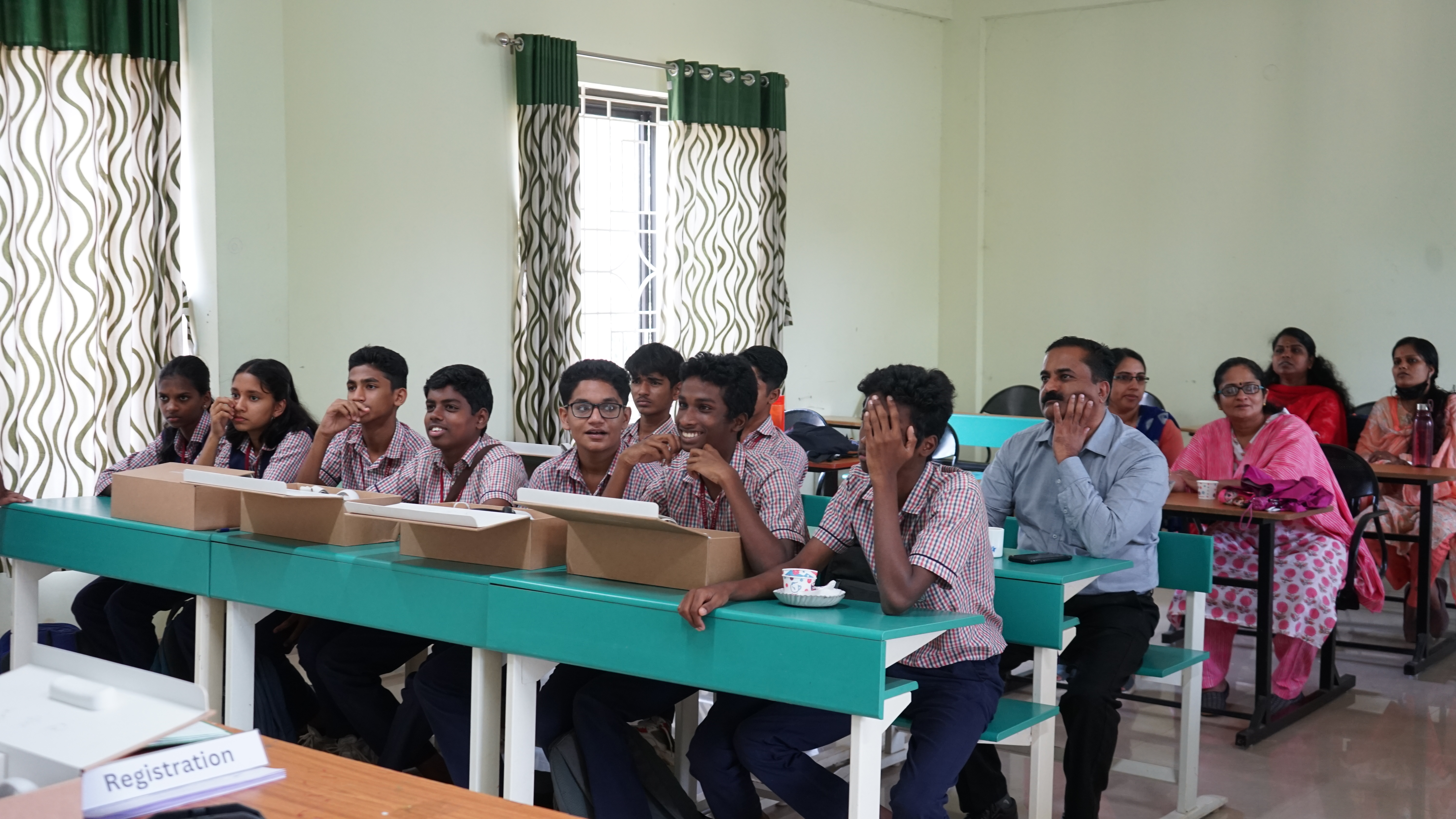 Introduction to Virtual Reality Modules - CeL Programme